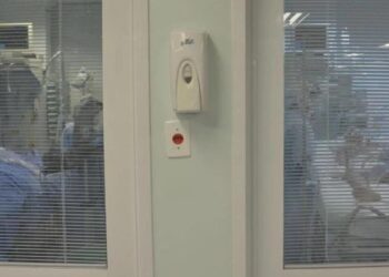 Brasil soma 5,84 milhões de casos e 165,6 mil mortes por Covid-19