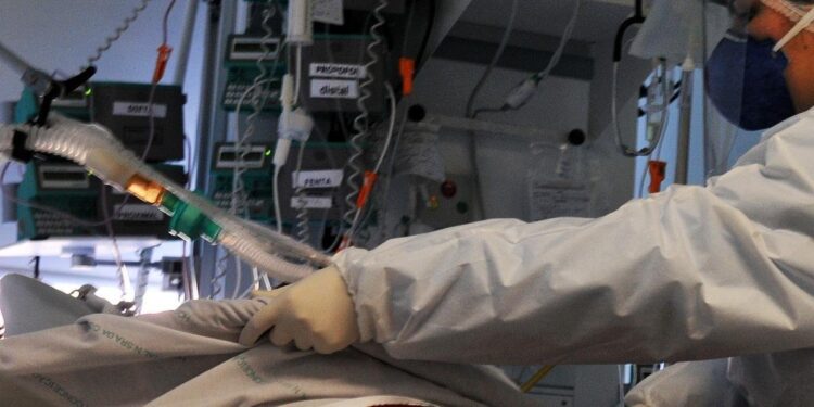 RS se aproxima de 9,5 mil mortes pela Covid-19